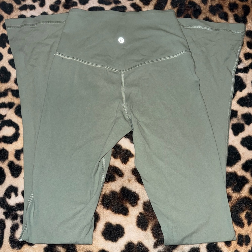 Lululemon mini flare